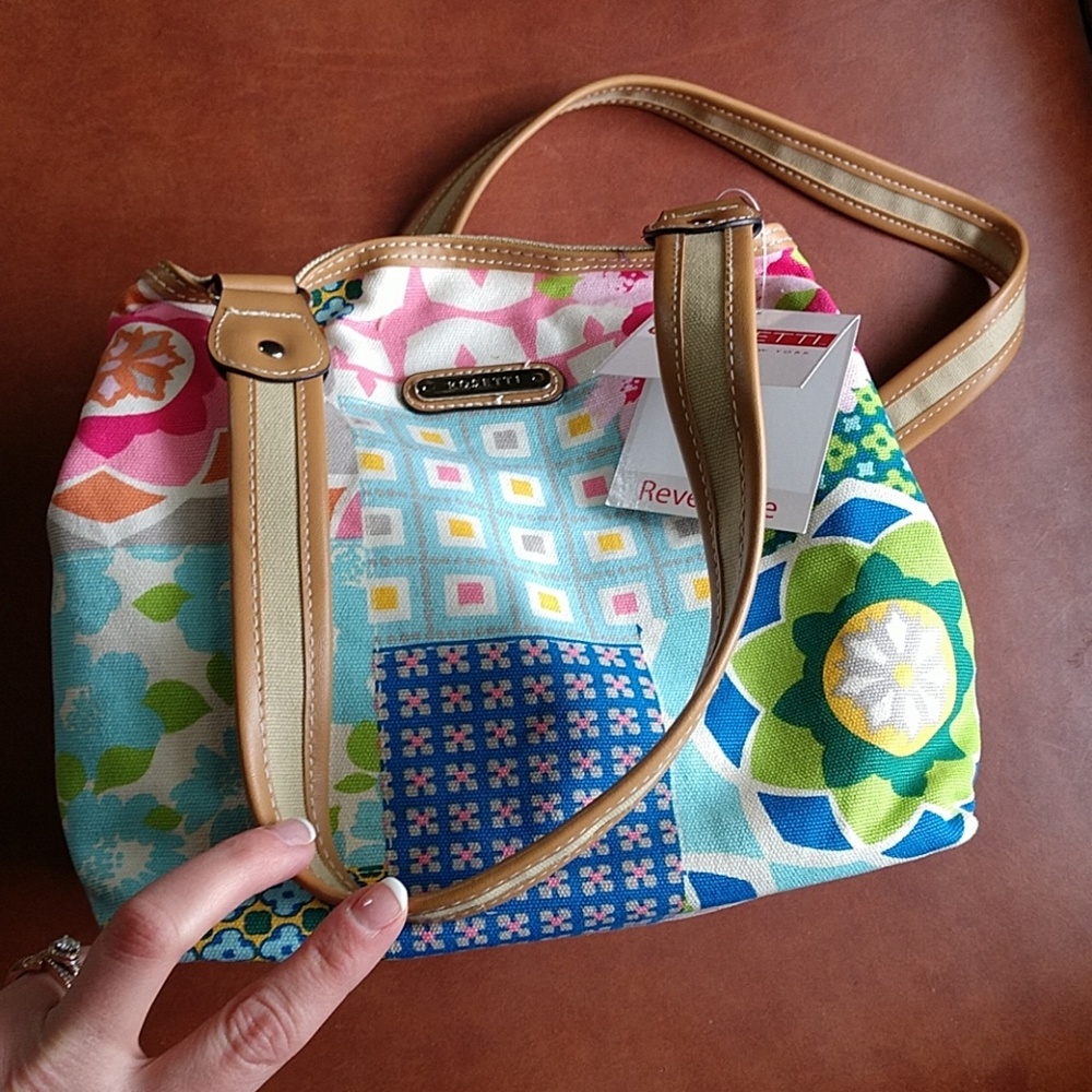 BNWT Rosetti shoulder purse with wristlet
